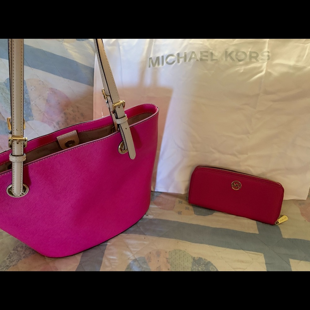 NWT Michael Kors Bag And Wallet